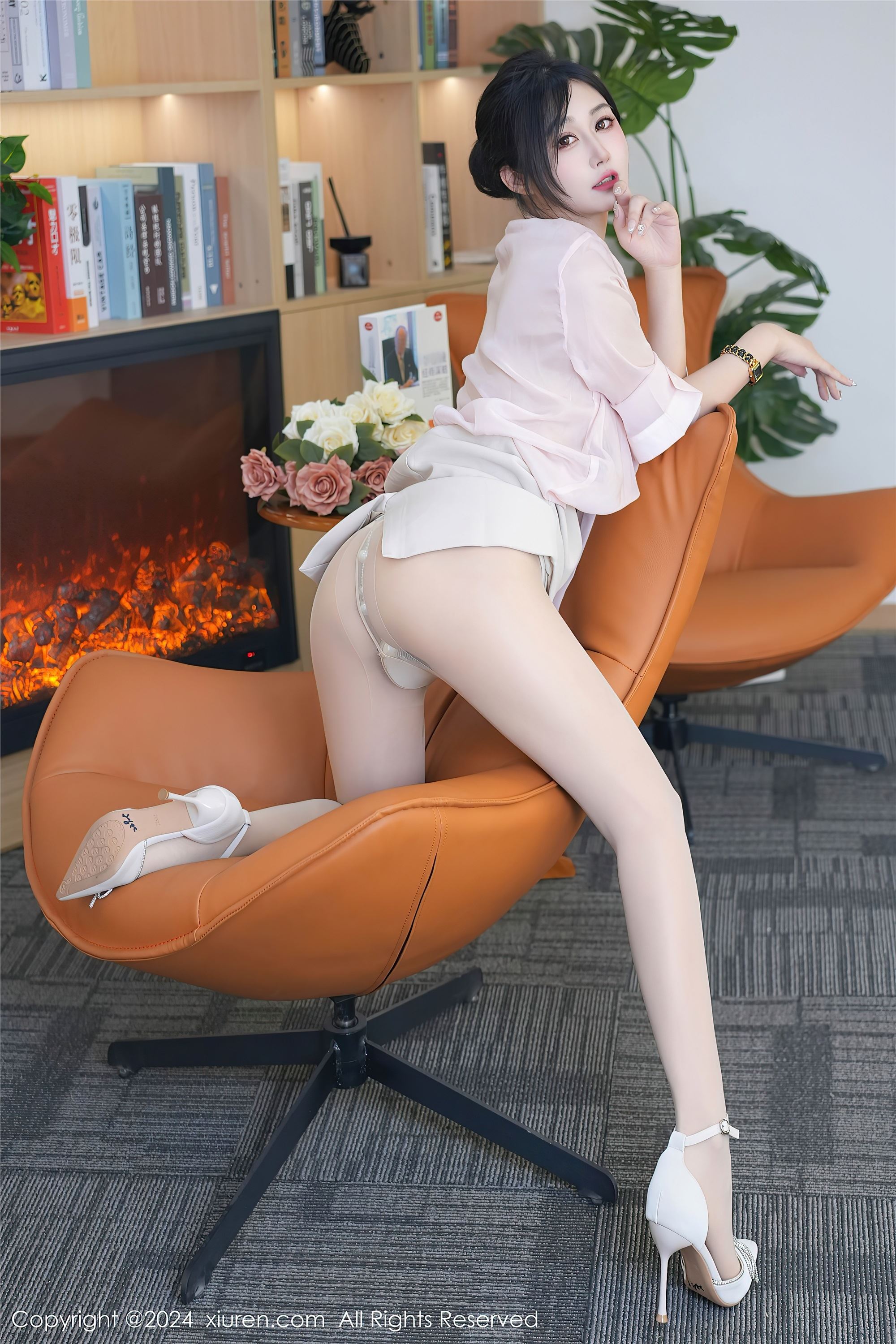 Xiuren秀人网 2024.04.30 NO.8477 laura阿姣